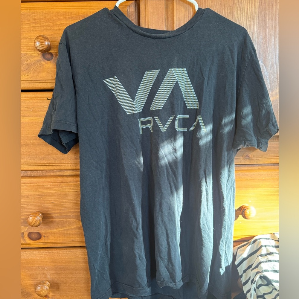 RVCA Black Graphic Tee